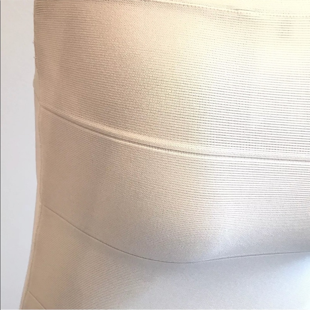 BCBG Gardenia Alexa Pencil Skirt Size XS Ivory - Picture 6 of 8